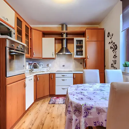 Amaii-1 By Interhome