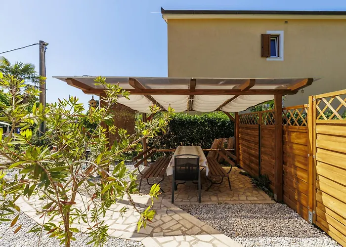 Apartamento Amaii-1 By Interhome Karigador