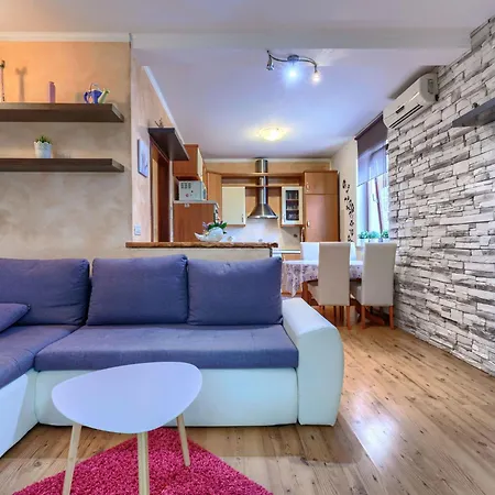 Apartment Amaii-1 By Interhome
